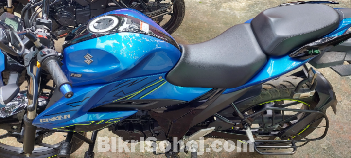 Suzuki Gixxer